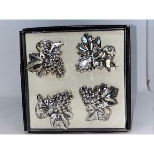 Vintage Set of 4 Arthur Court Grape napkin rings In New Box